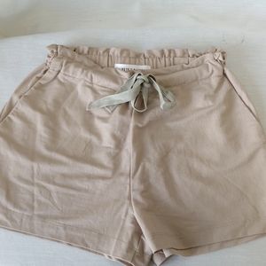 Juli Mei Tan Shorts Size S